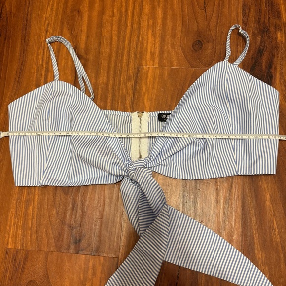 Fashion Nova Blue and White Tie Front Crop Top - Picture 6 of 8